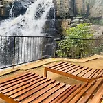 River Splendour Home Stay