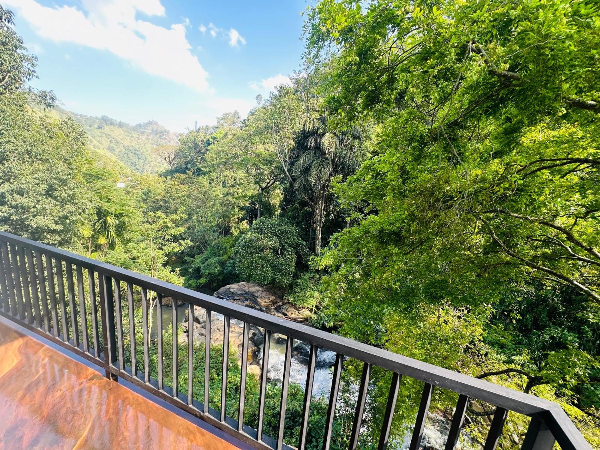 River Splendour Bed & Breakfast *