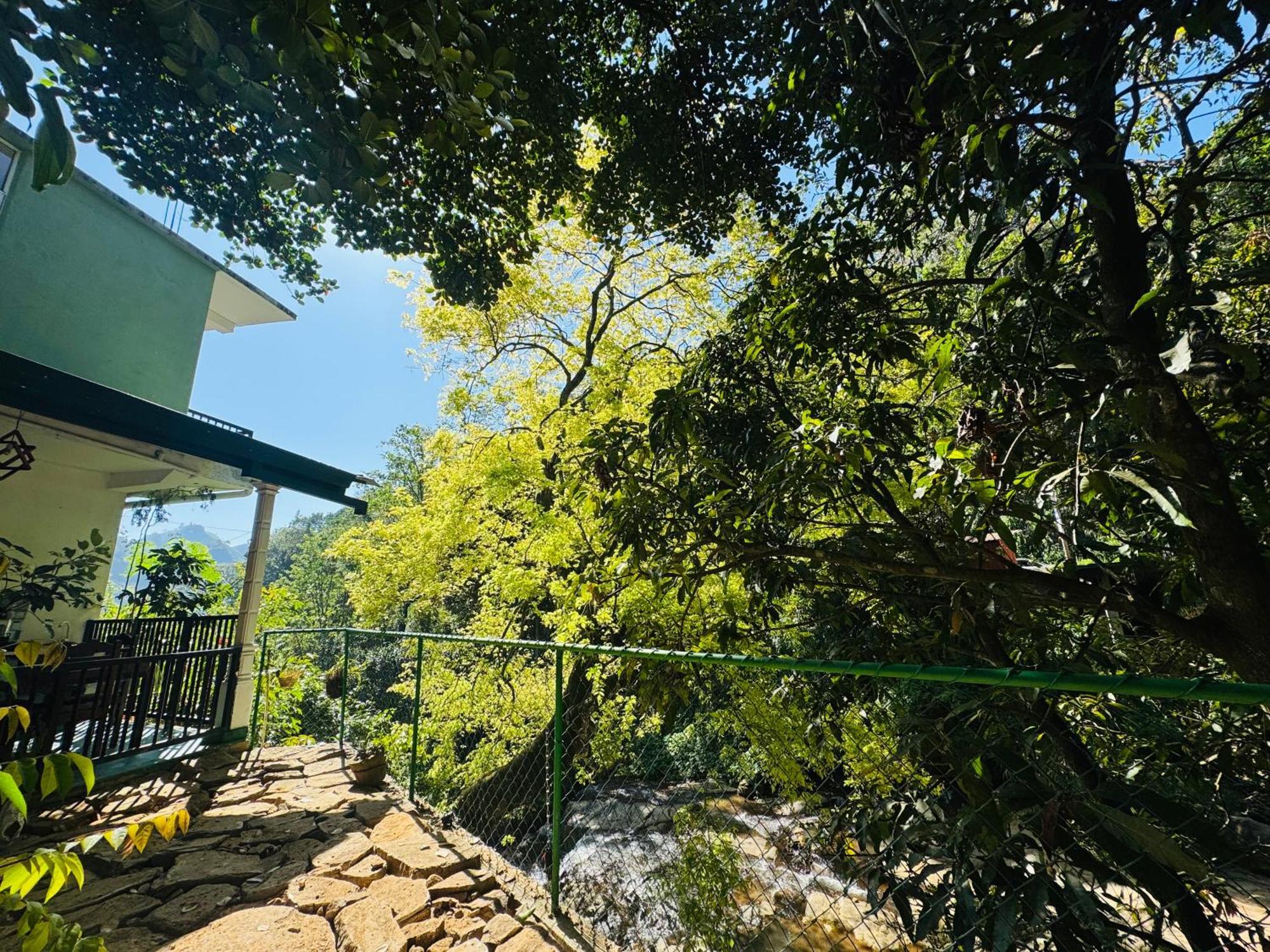 Bed & Breakfast River Splendour *