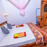 Astral Zone Cottage Ella