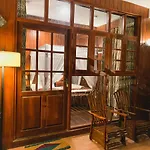 Hotel Levon Ella
