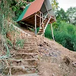 Ella 100 View Cottage