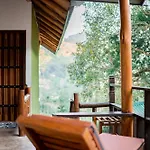 Ella 100 View Cottage
