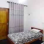 Priyantha\'S Home Stay