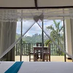 Rawana Rock Road Home