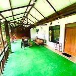 Nice View Guest House & Restaurant
