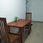 Green Cage Hotel & Restaurant