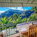Dimuthu Home Stay