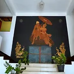 Pub Ceylon Hostel