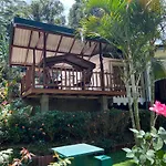 Eeshani Guest Inn