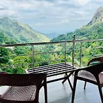 Hotel Ella\'S Edge