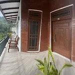 Ella Aura View Homestay