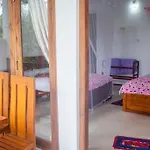 Amado Homestay Ella