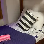 Noname Hostel And Cafe