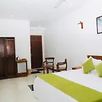 Avon Ella Resort