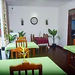 Travel Rest Inn