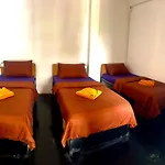 Night Manner Hostel
