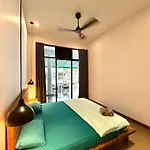 Ella Inn Hotel