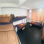 Night Manner Hostel