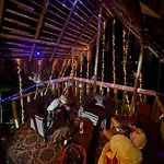 Hostal Tree House