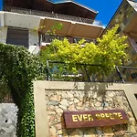 Ever Breeze Ella Hotel
