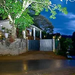 3Arch Villa