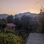 Hive Ella - Hostel