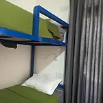 Hive Ella - Hostel