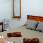 White Heaven Guest Inn Ella