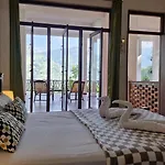 Ella Wild Waterfall Inn