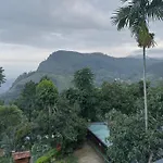 Oasis Ella