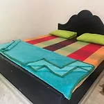 La Karanda Breeze