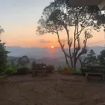 Mountain Peak Ella