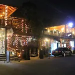 Ella 360