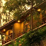 Rowinrich Cottages