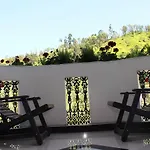 Ella Heaven Inn