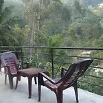 Yoho Rawana Mountain View