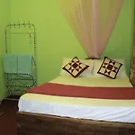 Yoho Gimhani Homestay