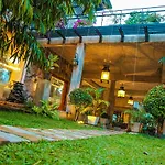 Oak Ray Ella Gap Hotel