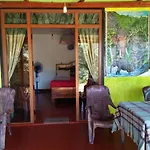 Kavindu Homestay