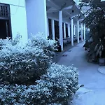 Ella Grand Peak Hotel