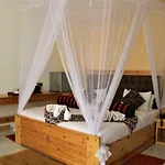 Ella\'S Edge Resort