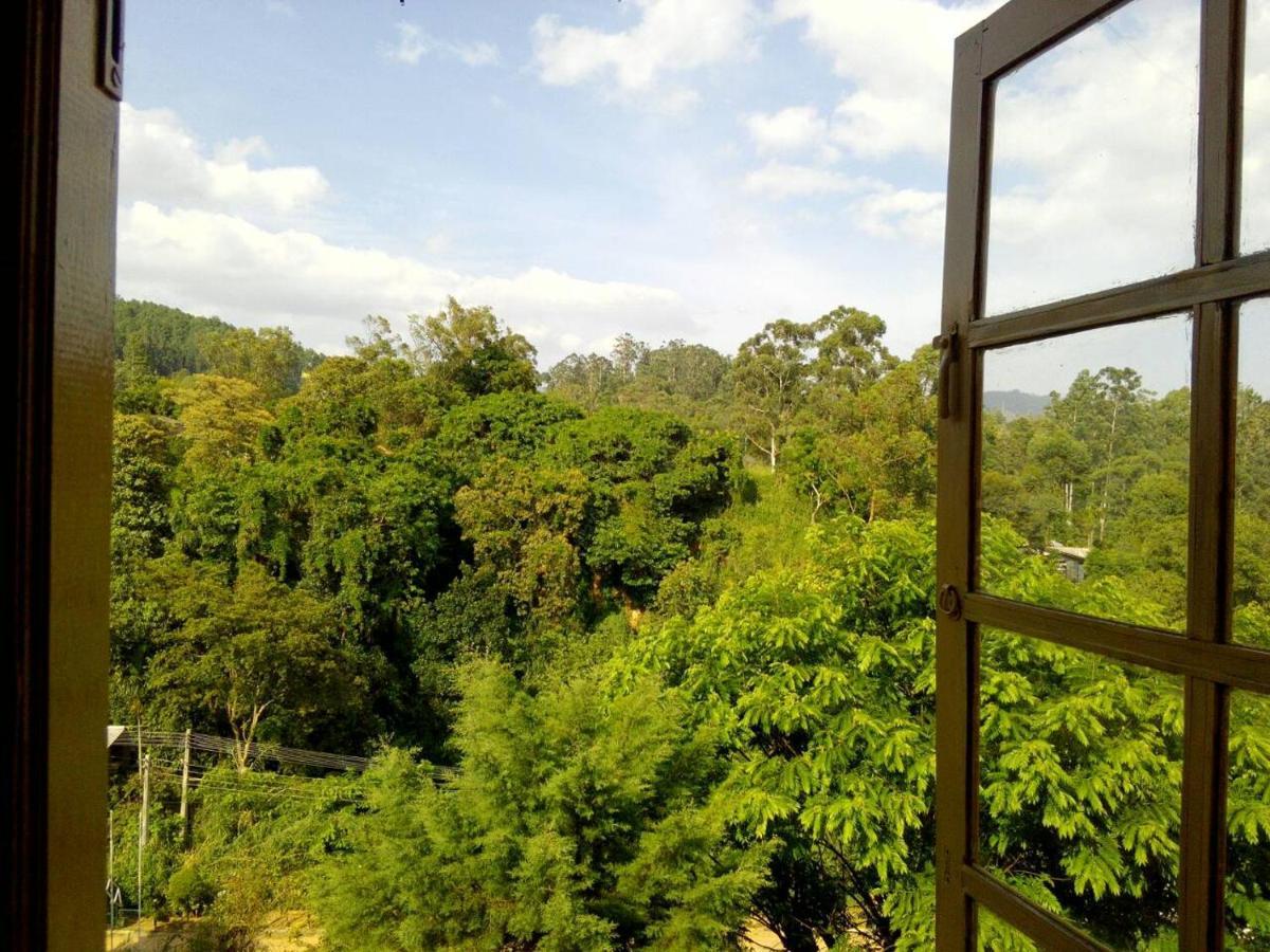 Inn View Ella