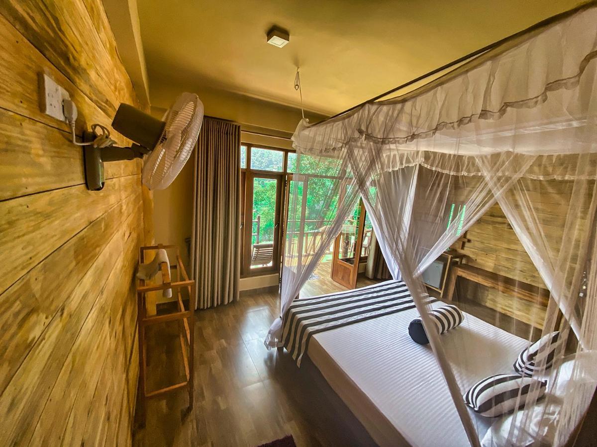 100 View Bed & Breakfast