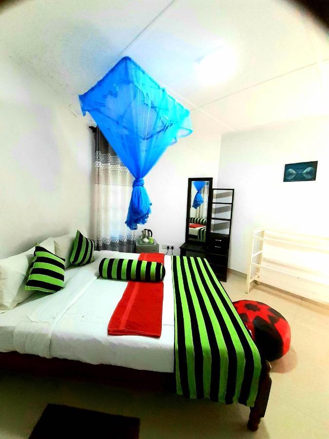 Lantern Bed & Breakfast 2*