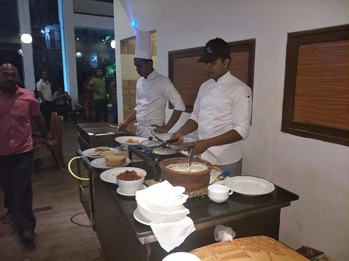 Hotel Rawan Face Ella