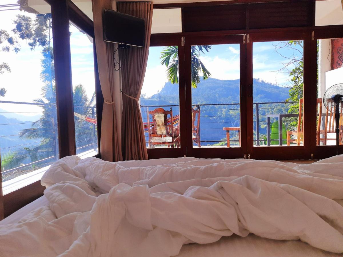 Bed & Breakfast Hearts *