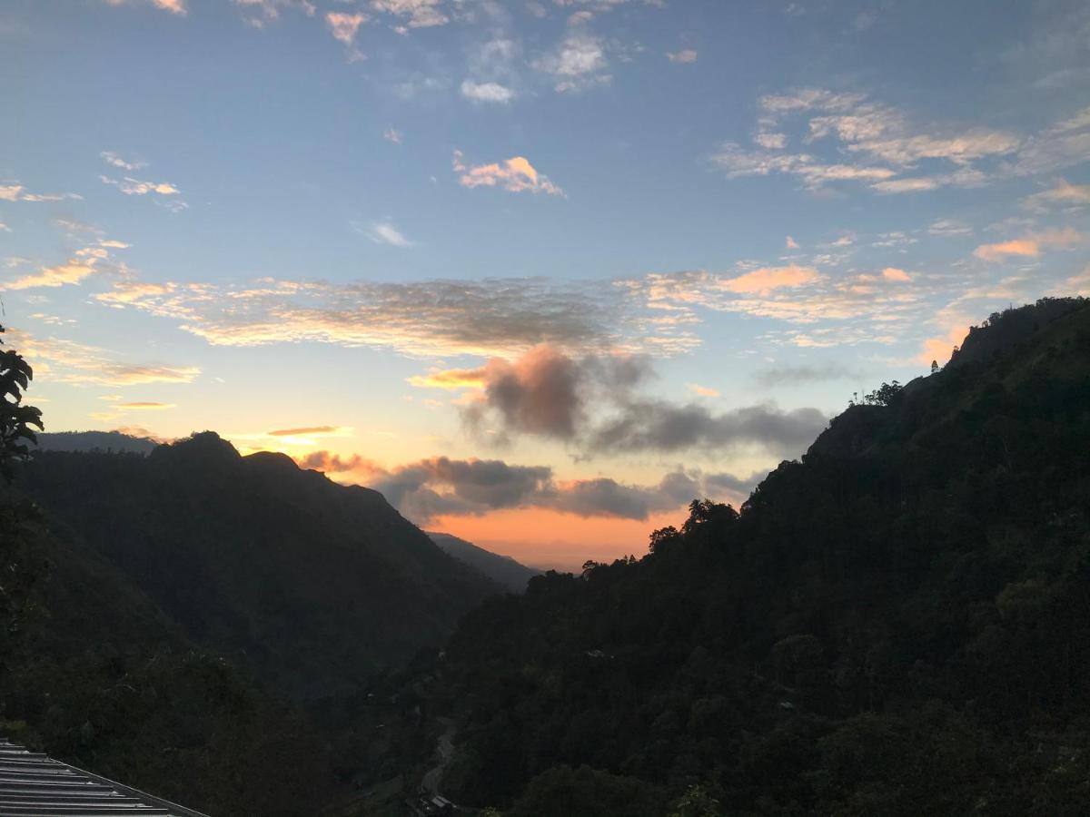 Rawana View Guest house *