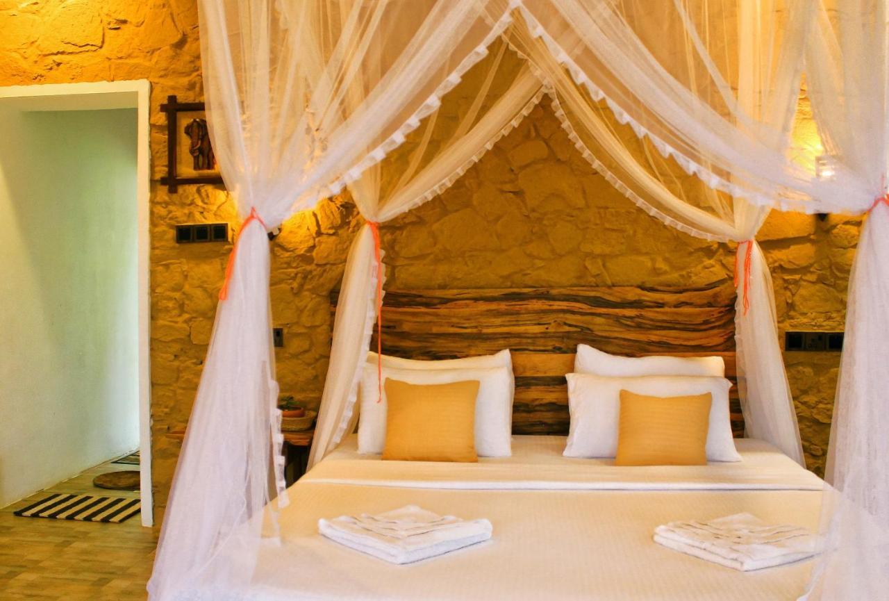Bed & Breakfast Hearts Ella