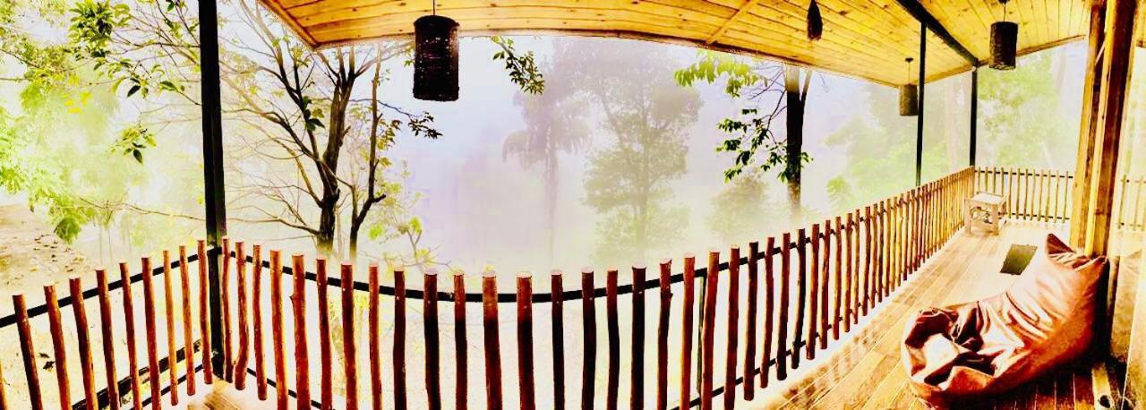Wood Lodge *